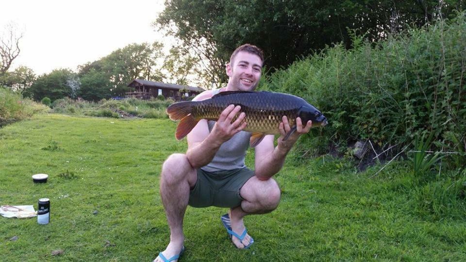 הוילה Kidwelly Marsh Water Ponds Fishery מראה חיצוני תמונה